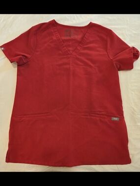 Figs Red Technical Collection Scrub Top